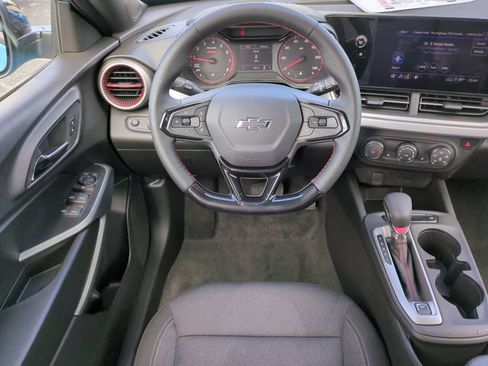 Used 2026 Chevrolet Trax RS w/ Driver Confidence Package FWD image 16