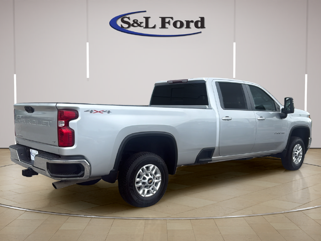 Used 2023 Chevrolet Silverado 2500 LT w/ Convenience Package AWD/4WD image 8