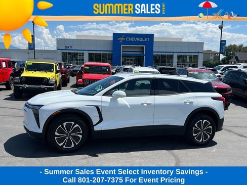 Used 2024 Chevrolet Blazer EV LT AWD/4WD image 1