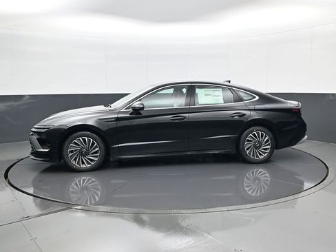 New 2026 Hyundai Sonata Limited image 8