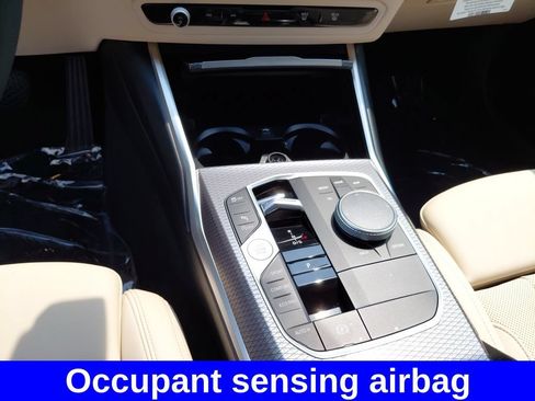 Used 2026 BMW 330i xDrive Sedan w/ Premium Package AWD/4WD image 26