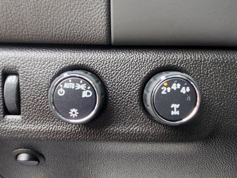 Used 2020 Chevrolet Colorado W/T w/ WT Convenience Package image 23