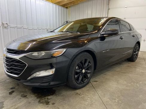 Used 2020 Chevrolet Malibu LT image 3