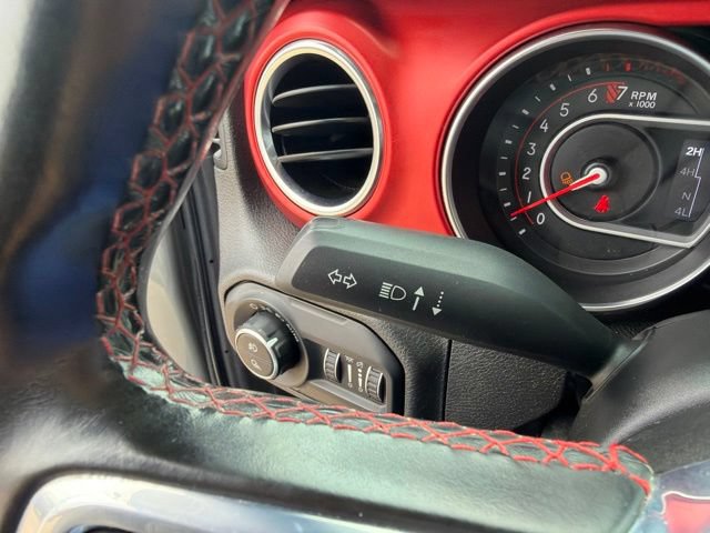 Used 2020 Jeep Gladiator Rubicon w/ Dual Top Group AWD/4WD image 20