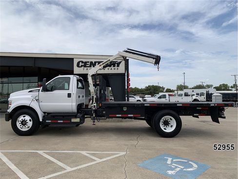 Used 2022 Ford F650 2WD Regular Cab Super Duty image 10