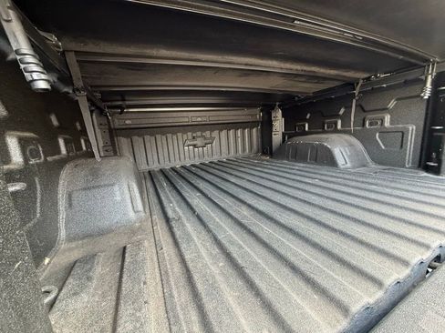 Used 2024 Chevrolet Silverado 1500 Custom Trail Boss w/ LPO, Dark Essentials Package image 31