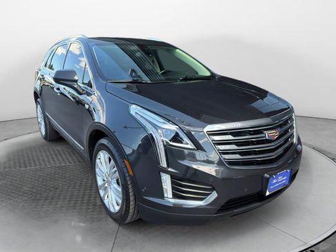 Used 2019 Cadillac XT5 Premium Luxury w/ Driver Assist Package AWD/4WD image 1