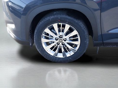 New 2026 Toyota Corolla Cross L image 6