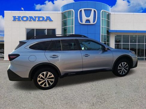 Used 2020 Subaru Outback Premium AWD/4WD image 6