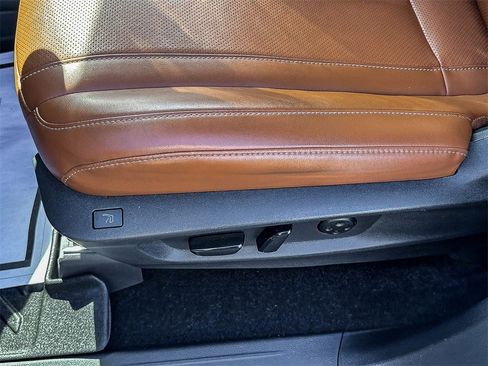 Used 2022 INFINITI QX60 Sensory w/ Cargo Package image 19