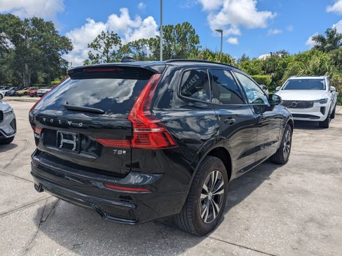 New 2025 Volvo XC60 T8 Core image 4