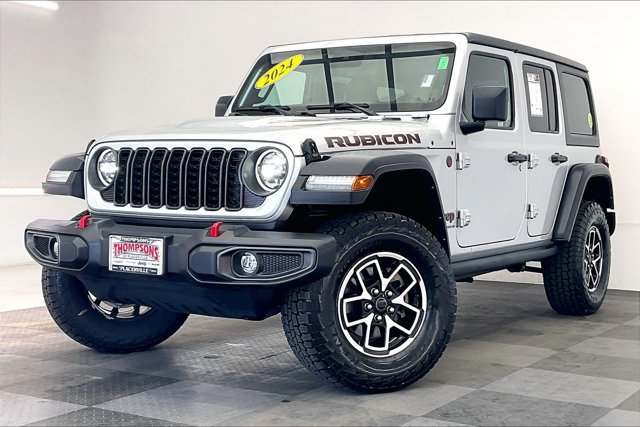 Used 2024 Jeep Wrangler Unlimited Rubicon AWD/4WD image 12