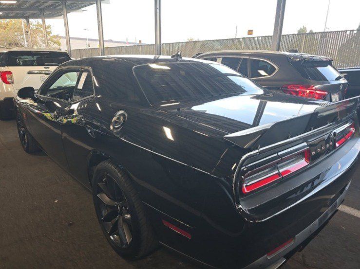 Used 2019 Dodge Challenger R/T Scat Pack RWD image 4