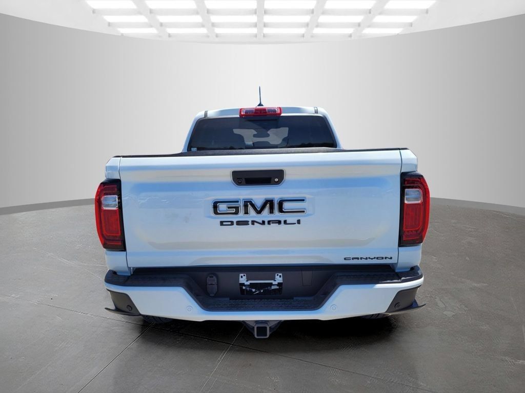 New 2026 GMC Canyon Denali w/ LPO, Black Badging Package AWD/4WD image 6