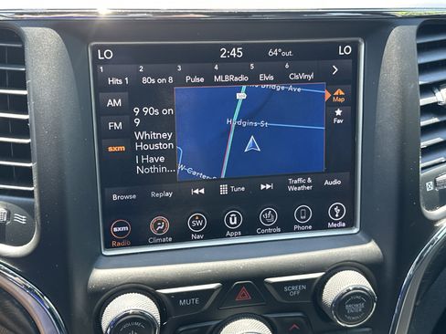 Used 2018 Jeep Grand Cherokee Altitude RWD image 26