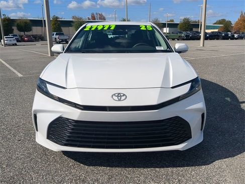 Certified 2025 Toyota Camry LE image 9