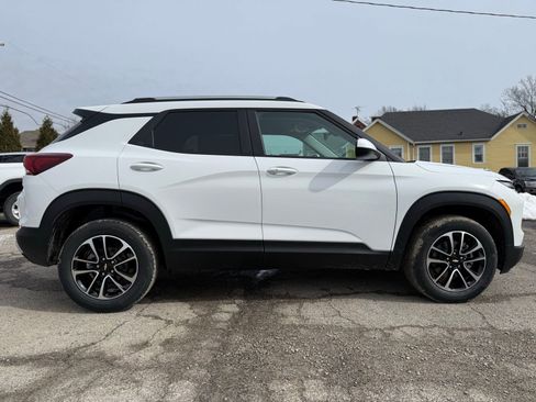 New 2026 Chevrolet TrailBlazer LT AWD/4WD image 8