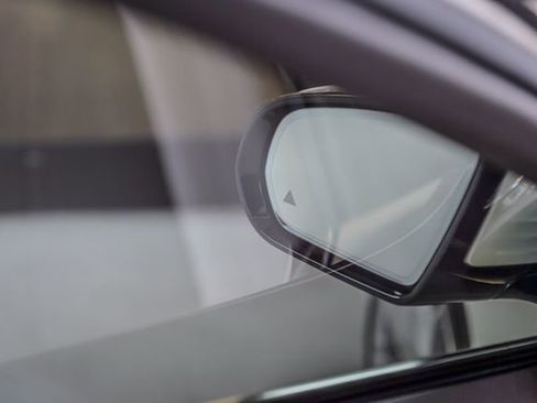 Used 2018 Mercedes-Benz S 560 Sedan image 47