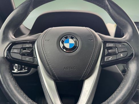 Used 2019 BMW 530e w/ Premium Package RWD image 20