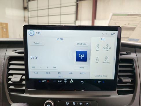 New 2026 Ford Transit 250 148 Medium Roof w/ Load Area Protection Package image 23