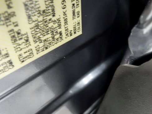 Used 2023 Nissan Rogue SV w/ SV Premium Package image 36