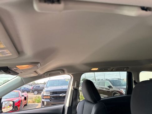 Used 2023 Subaru Ascent Premium w/ Convenience Package AWD/4WD image 17