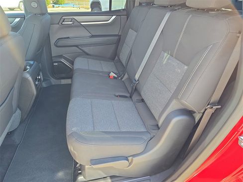 New 2026 GMC Acadia Elevation image 15