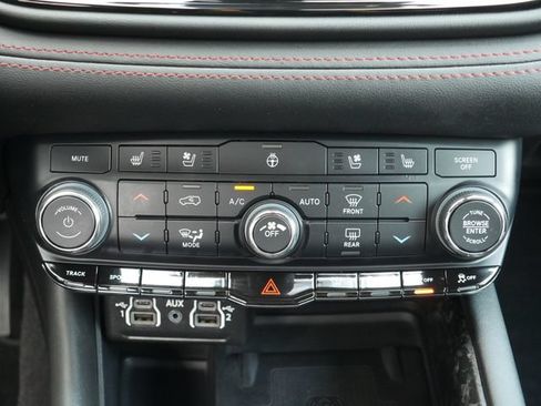 Used 2024 Dodge Durango R/T AWD/4WD image 25