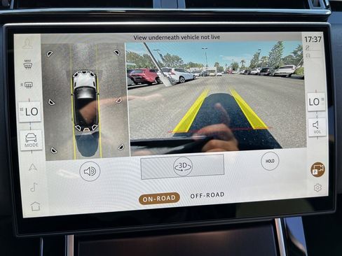 New 2026 Land Rover Range Rover Velar Dynamic SE image 26