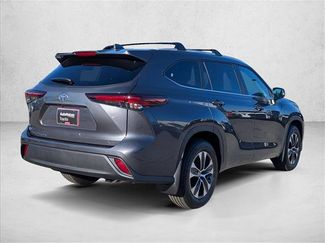 New 2025 Toyota Highlander LE video 2