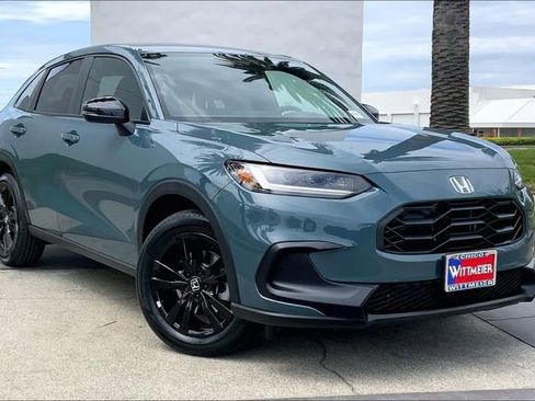 New 2026 Honda HR-V Sport image 2