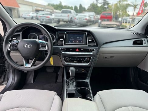 Used 2018 Hyundai Sonata SE image 18
