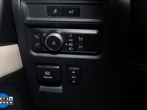 Used 2022 Ford Expedition Platinum image 32