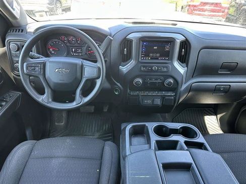 Used 2022 Chevrolet Silverado 1500 Custom Trail Boss AWD/4WD image 11