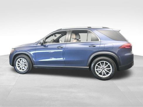Used 2024 Mercedes-Benz GLE 450e 4MATIC image 3