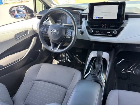 Used 2024 Toyota Corolla SE FWD image 12