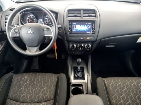 Used 2024 Mitsubishi Outlander Sport ES image 17