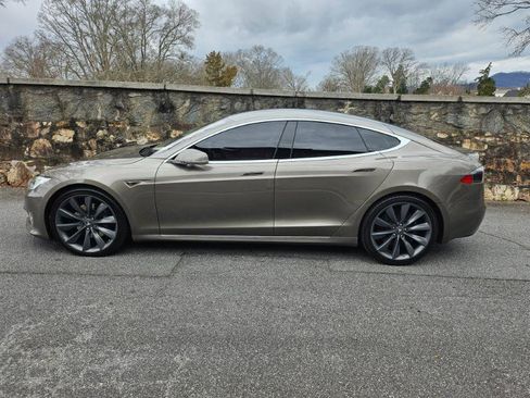 Used 2016 Tesla Model S 90D image 5