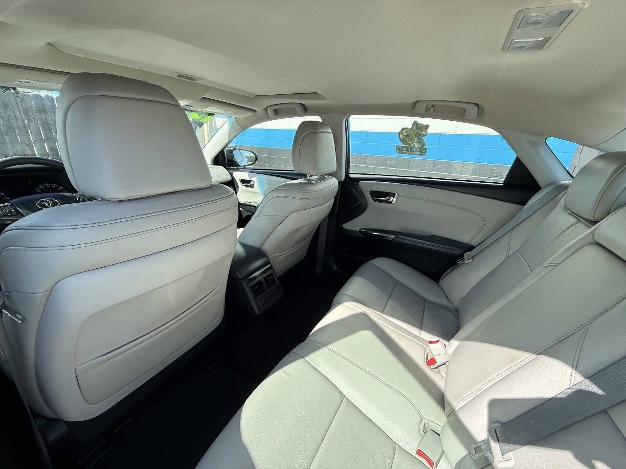 Used 2013 Toyota Avalon XLE Touring FWD image 16