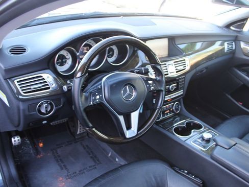 Used 2013 Mercedes-Benz CLS 550 image 18
