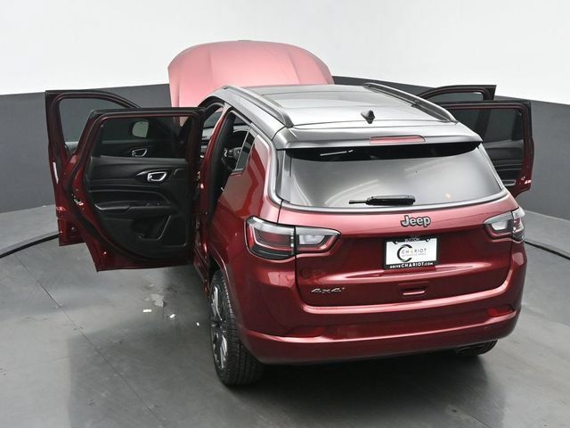 Used 2022 Jeep Compass High Altitude AWD/4WD image 62