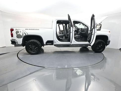 Used 2023 Chevrolet Silverado 2500 LT w/ Convenience Package AWD/4WD image 47