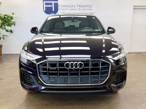 Used 2019 Audi Q8 Premium Plus w/ Premium Plus image 2