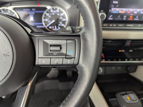 Used 2021 Nissan Rogue SL image 23