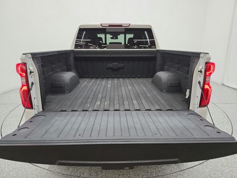 Used 2024 Chevrolet Silverado 1500 RST w/ Convenience Package II AWD/4WD image 18