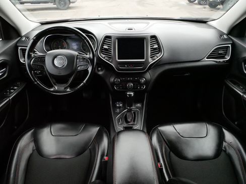 Used 2020 Jeep Cherokee Trailhawk w/ Comfort/Convenience Group image 10