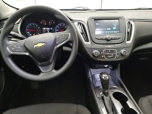 Used 2018 Chevrolet Malibu LS FWD image 22