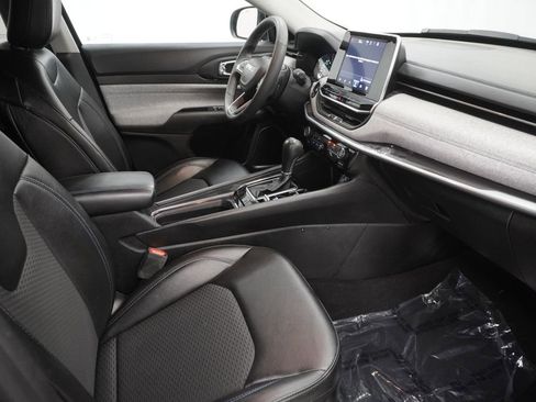 Certified 2022 Jeep Compass Latitude image 47