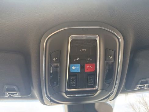 Used 2023 Jeep Grand Cherokee L Laredo AWD/4WD image 42