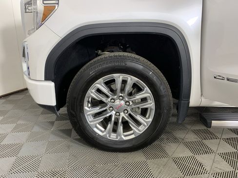 Used 2019 GMC Sierra 1500 Denali w/ Denali Ultimate Package image 12